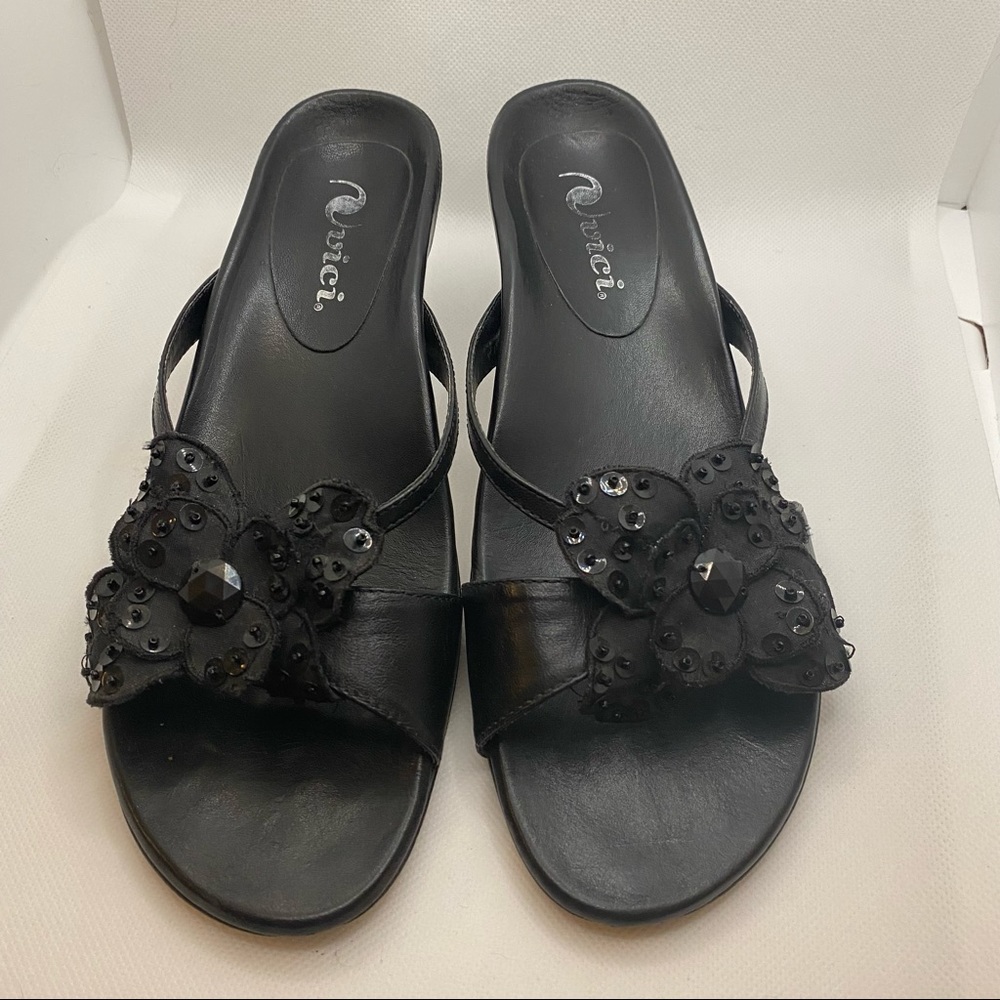 Vici black heels size 7
